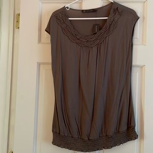 Sleeveless blouse